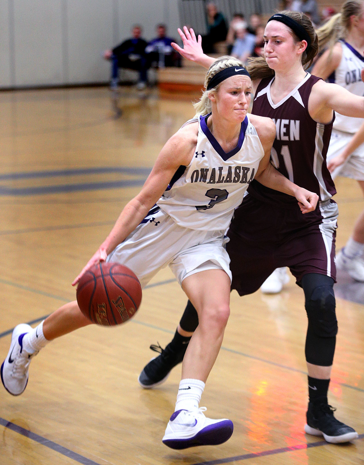 Onalaska's Emma Gamoke